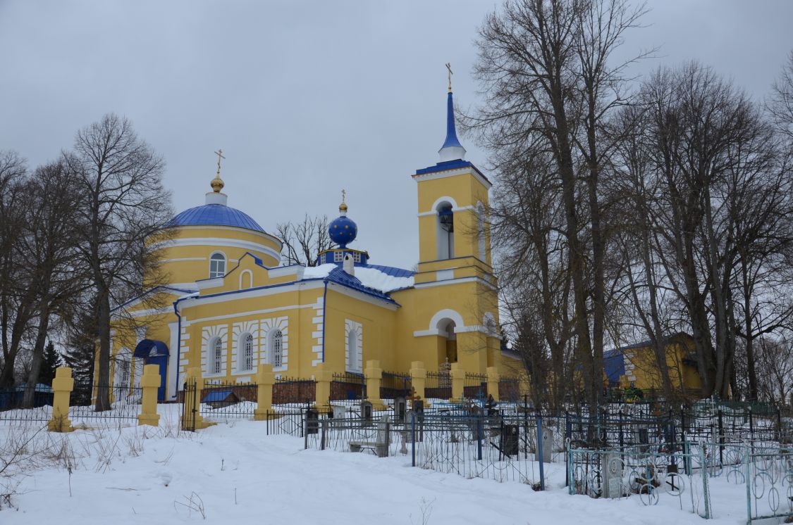 Церковь Воскресения Христова, Усты (Думиничский район, Калужская область). общий вид в ландшафте