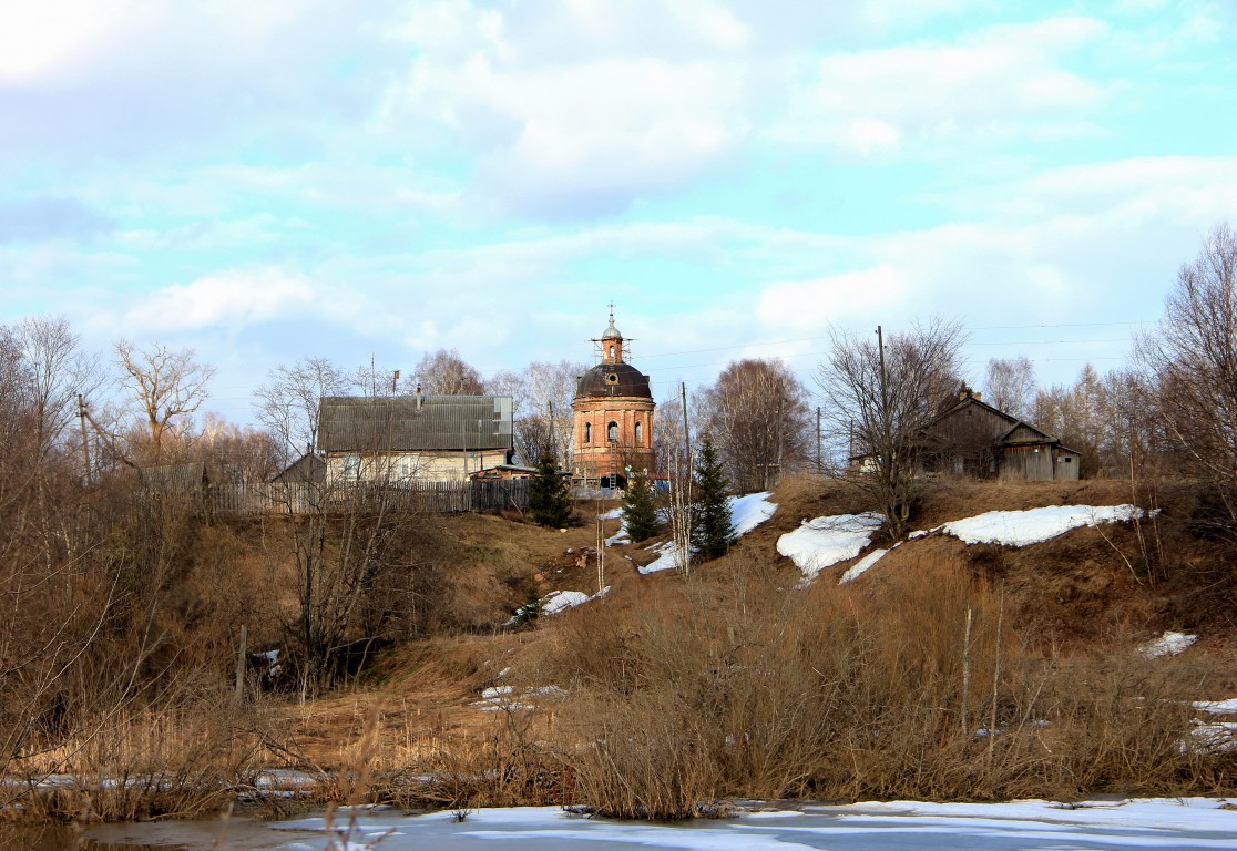 Пыжа. Церковь Николая Чудотворца. общий вид в ландшафте