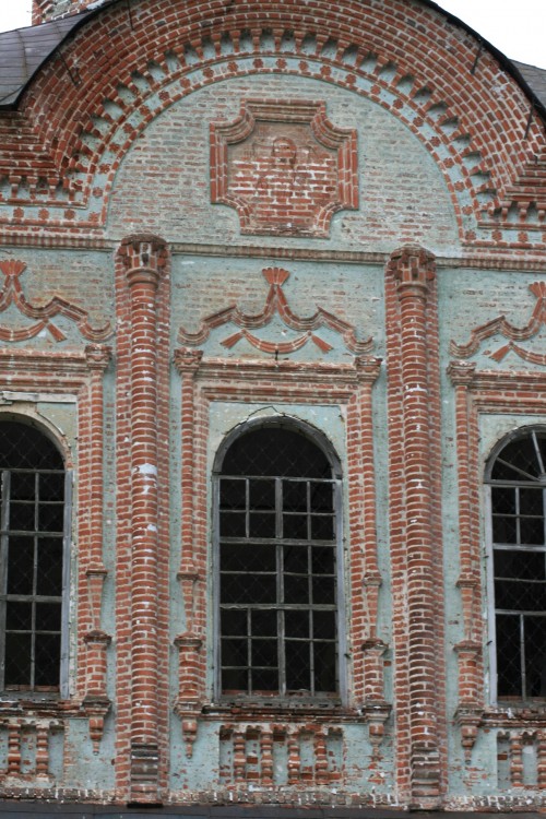 Церковь Троицы Живоначальной, Раменье (Кумёнский район, Кировская область). архитектурные детали