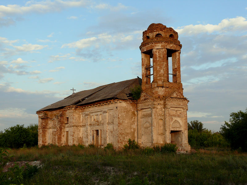 Церковь Михаила Архангела, Твердохлебовка (Богучарский район, Воронежская область). общий вид в ландшафте