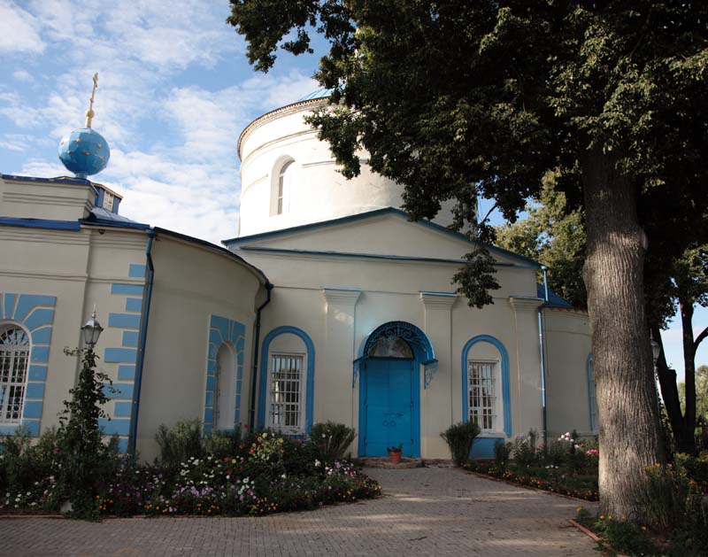 Церковь Воскресения Христова, Усты (Думиничский район, Калужская область). архитектурные детали