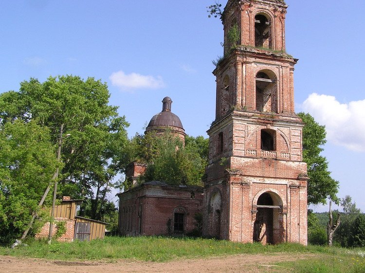 Селезениха. Церковь Спаса Преображения. фасады