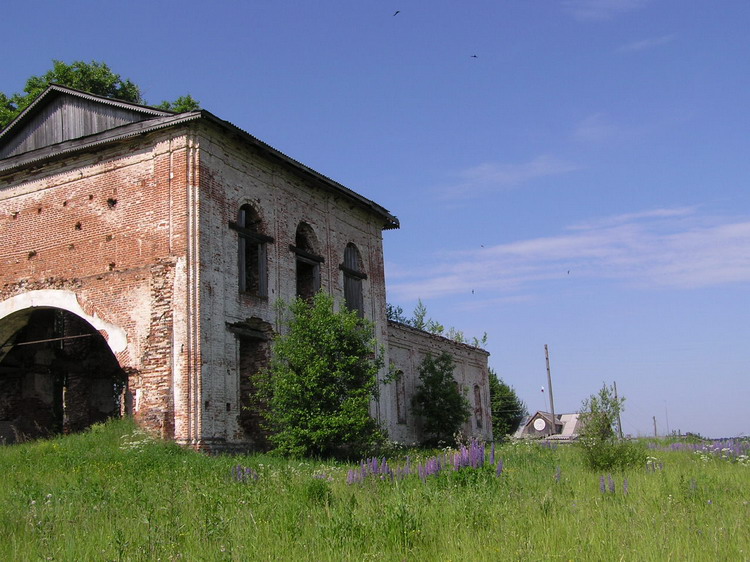Церковь Троицы Живоначальной, Берёзово (Юрьянский район, Кировская область). фасады