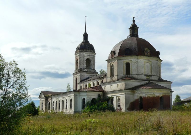 Верходворье. Церковь Покрова Пресвятой Богородицы. фасады