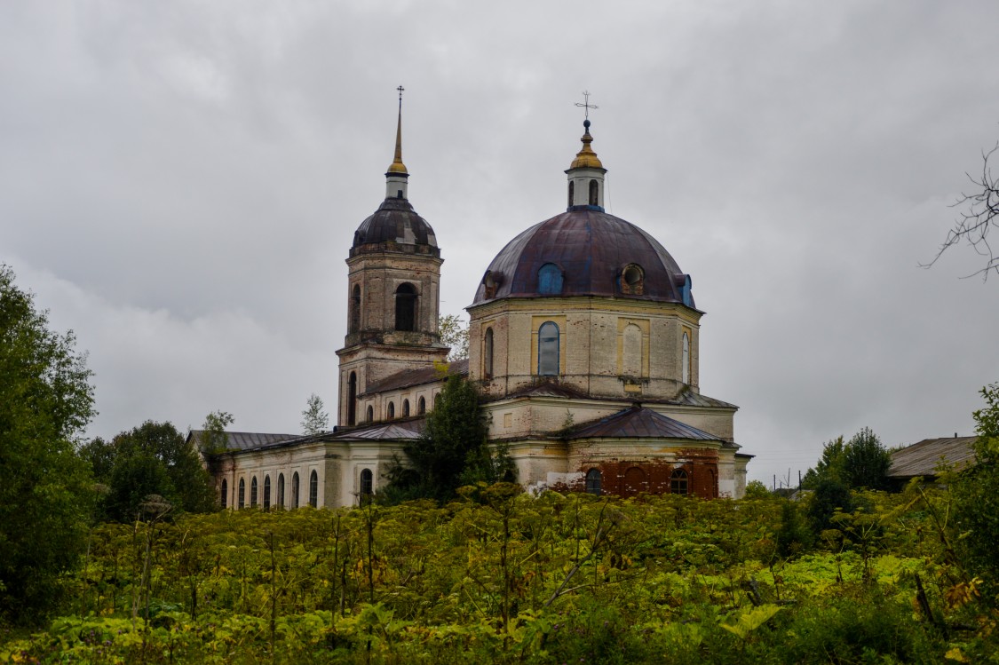 Церковь Покрова Пресвятой Богородицы, Верходворье (Юрьянский район, Кировская область). фасады