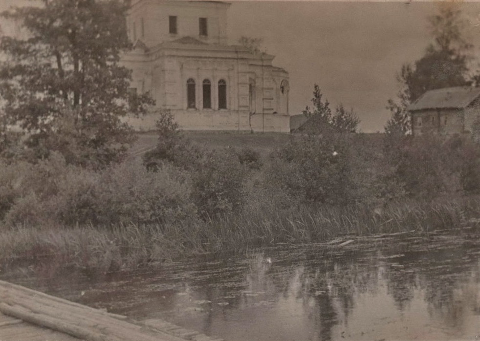 Церковь Михаила Архангела, Чернецово (Невельский район, Псковская область). архивная фотография, Частная коллекция. Фото 1960-х годов