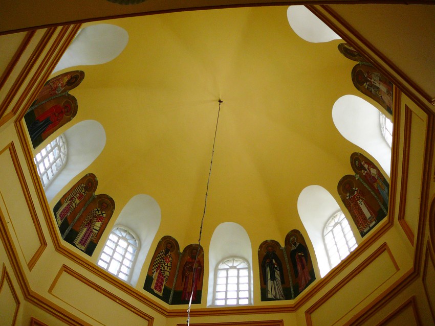 Маянга. Церковь Михаила Архангела. интерьер и убранство