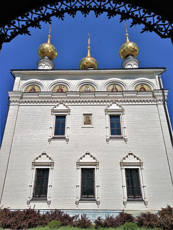 Городец. Городецкий Феодоровский мужской монастырь. Кафедральный собор Феодоровской иконы Божией Матери. фасады