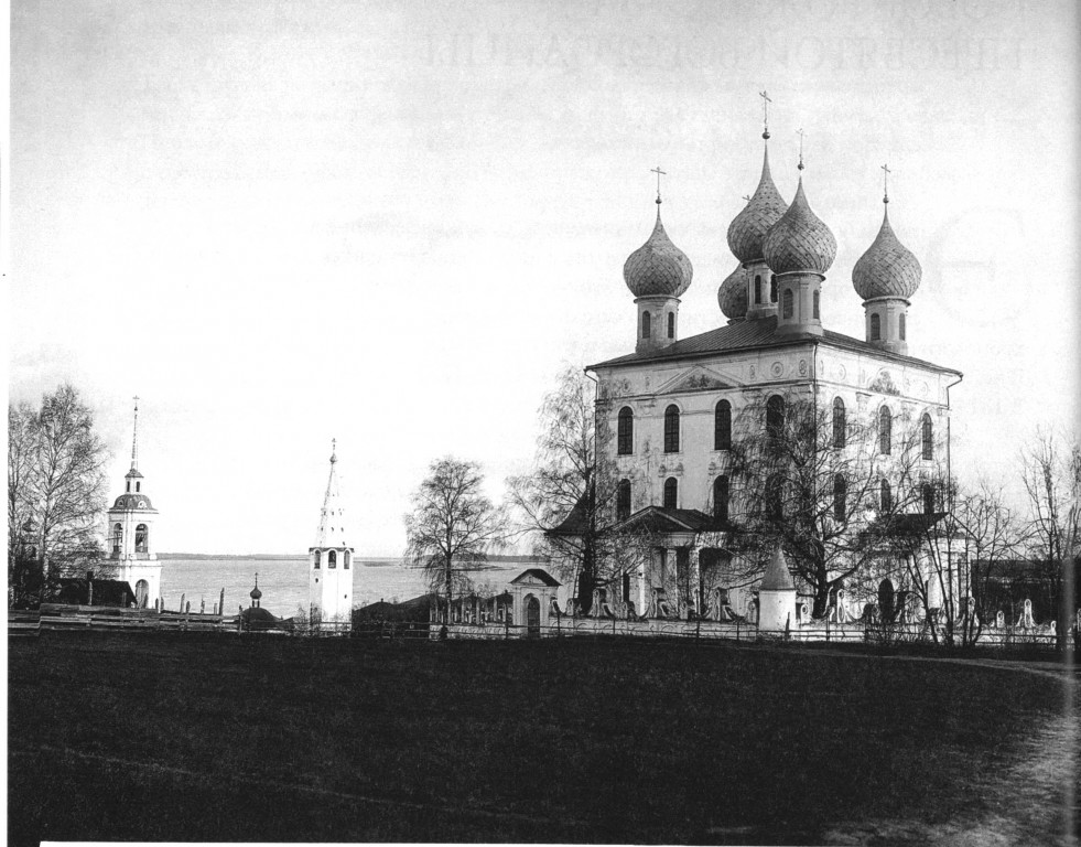 Катунки. Церковь Рождества Пресвятой Богородицы. архивная фотография, Фото с сайта http://ksch55.narod.ru/sobor.htm