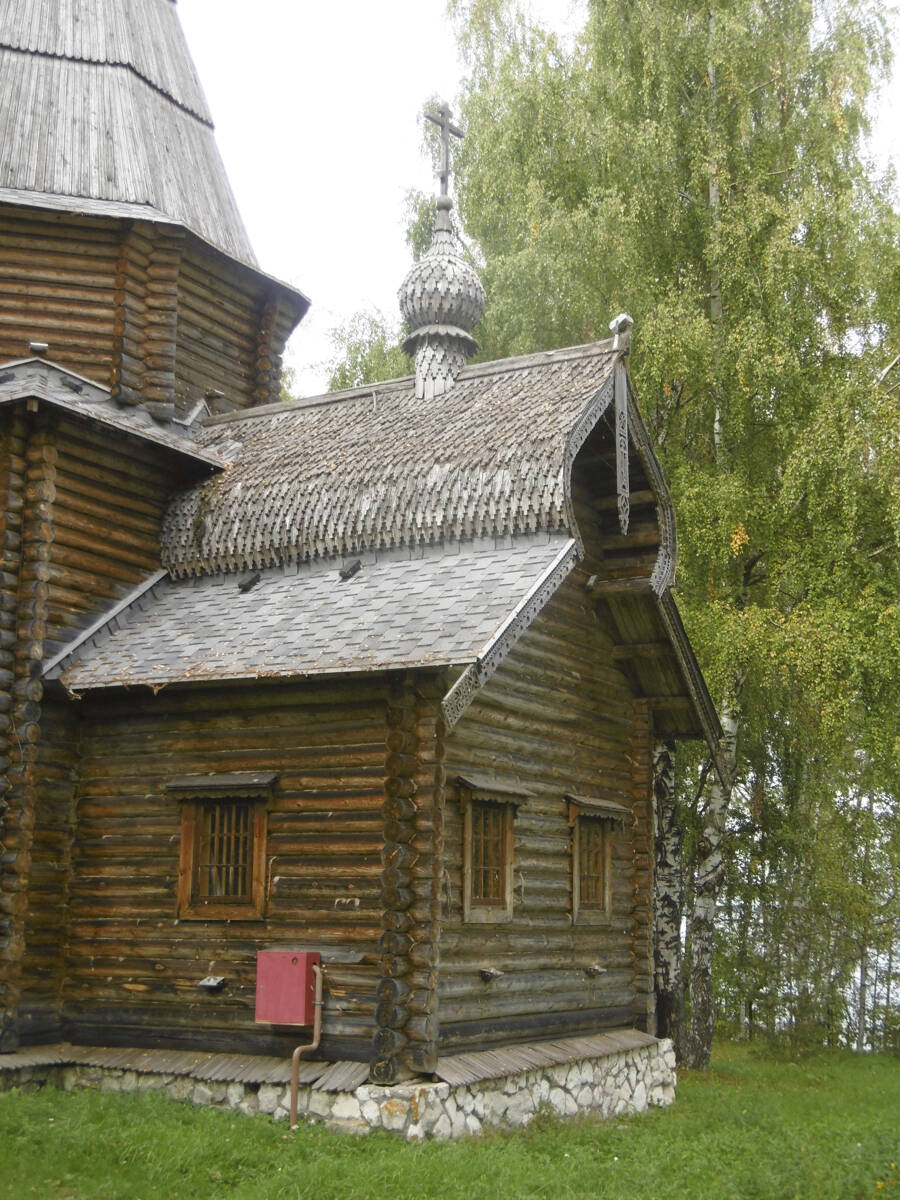 Церковь Серафима Саровского, Урково (Чкаловск, город, Нижегородская область). архитектурные детали, Апсида церкви