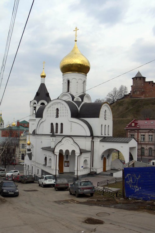 Нижегородский район. Церковь Казанской иконы Божией Матери над Зеленским съездом (новая). фасады