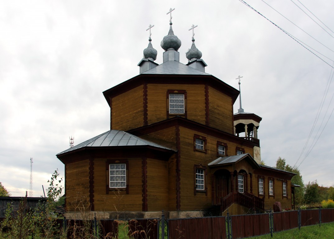 Николо-Полома, посёлок. Церковь Николая Чудотворца. фасады