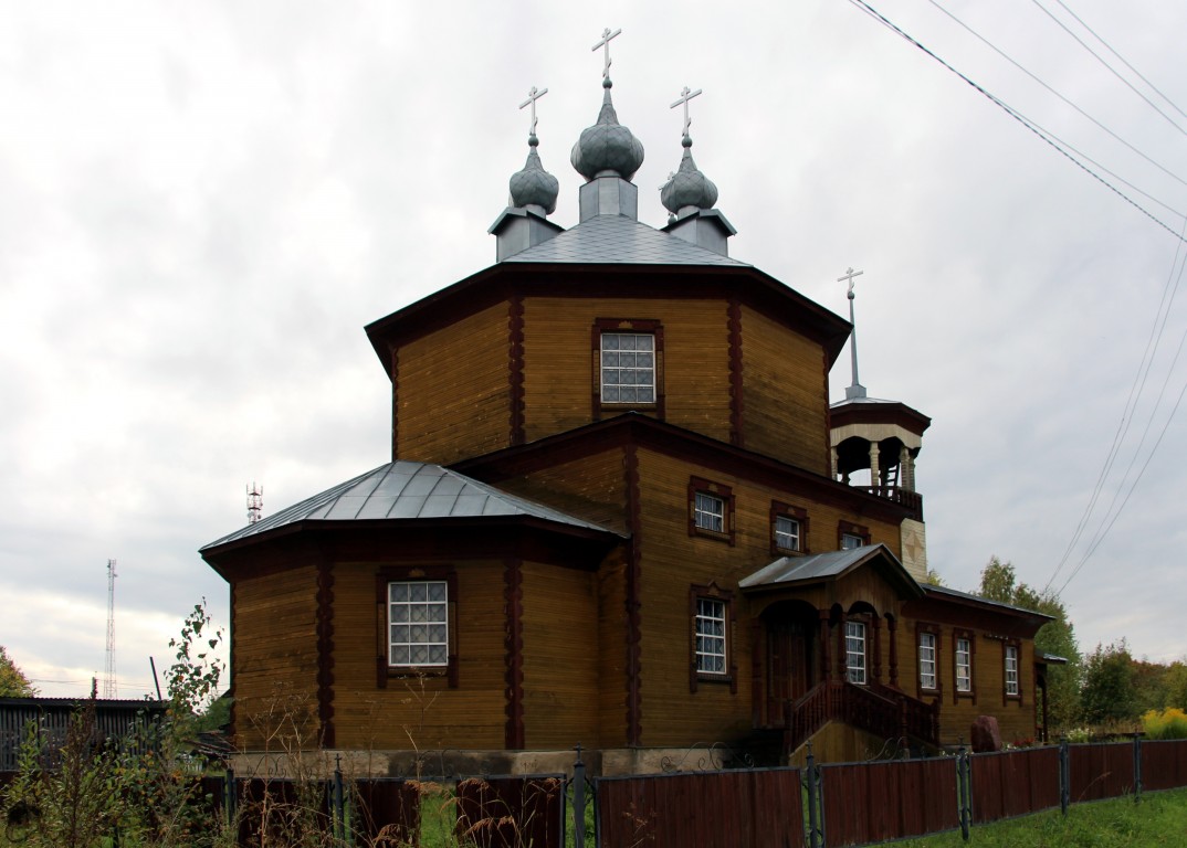Церковь Николая Чудотворца, Николо-Полома, посёлок (Парфеньевский район, Костромская область). фасады