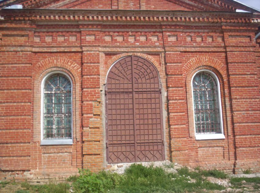 Церковь Троицы Живоначальной, Малоперекопное (Балаковский район, Саратовская область). архитектурные детали