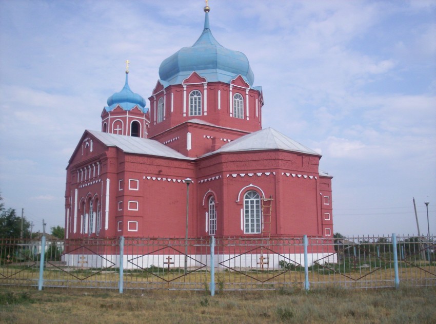 Маянга. Церковь Михаила Архангела. фасады