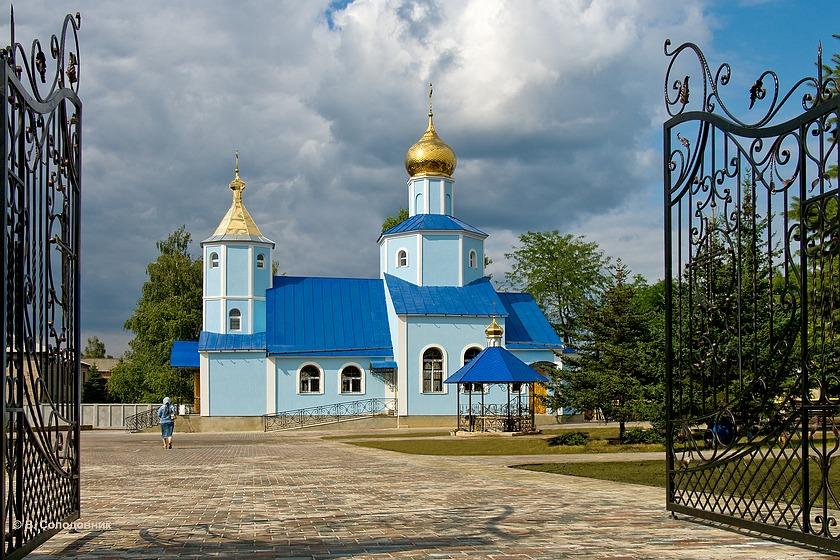 Церковь Покрова Пресвятой Богородицы, Купянск-Узловой (Купянский район, Украина, Харьковская область). общий вид в ландшафте