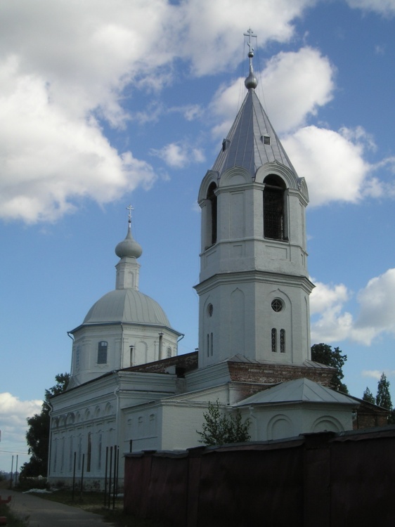 Матрёнино. Церковь Воскресения Христова. фасады