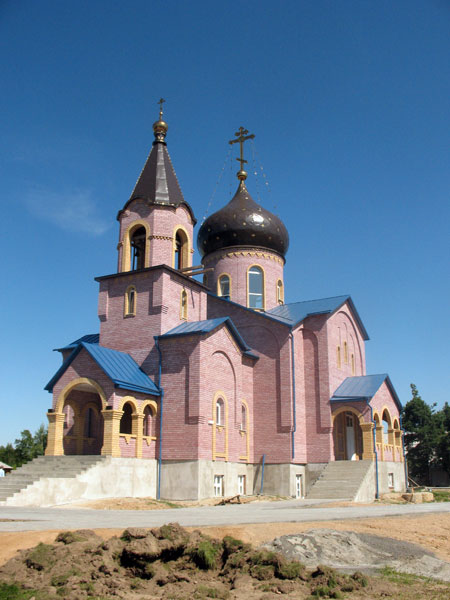Церковь Александра Невского, Марьина Горка (Пуховичский район, Беларусь, Минская область). общий вид в ландшафте