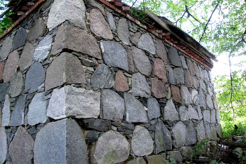 Часовня Анастасии Римляныни, Лукино (Новоржевский район, Псковская область). фасады