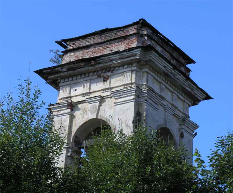 Церковь Казанской иконы Божией Матери (старая), Посадниково (Новоржевский район, Псковская область). архитектурные детали