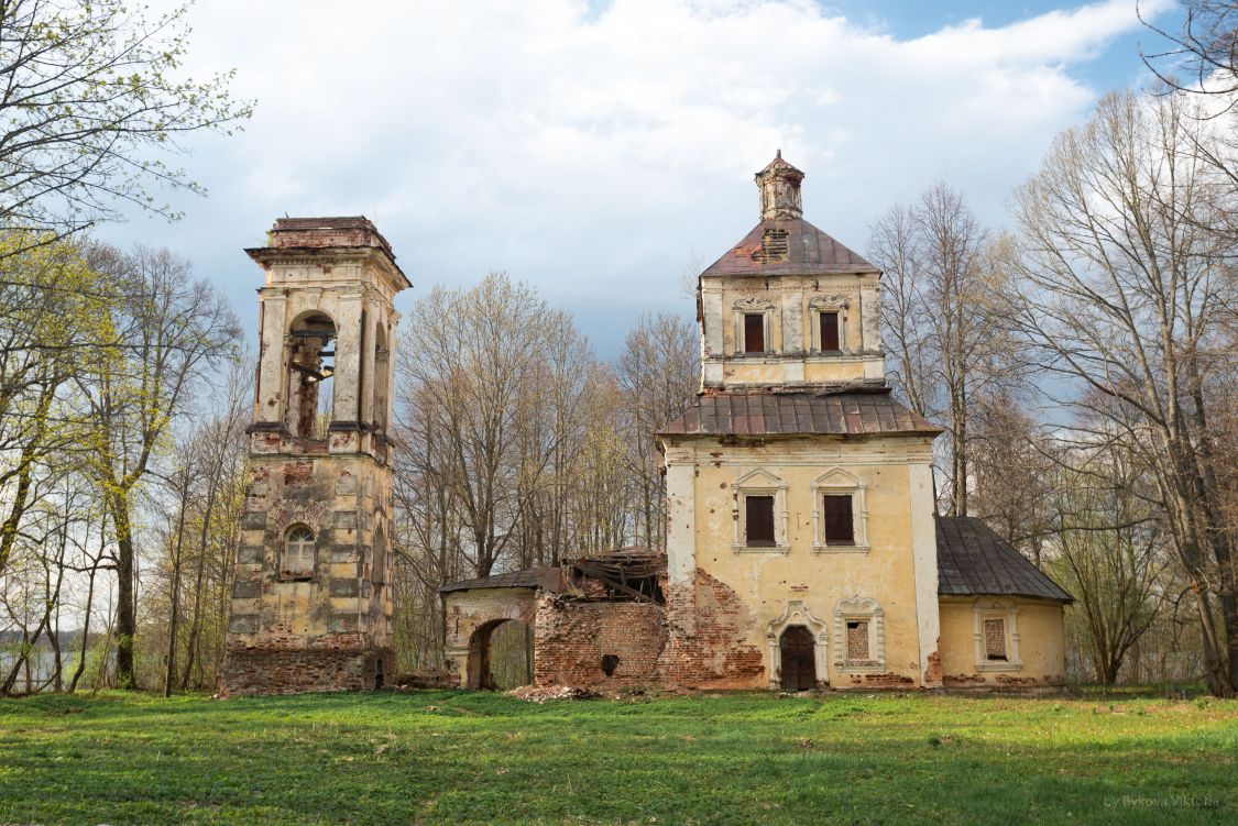 Церковь Казанской иконы Божией Матери (старая), Посадниково (Новоржевский район, Псковская область). фасады