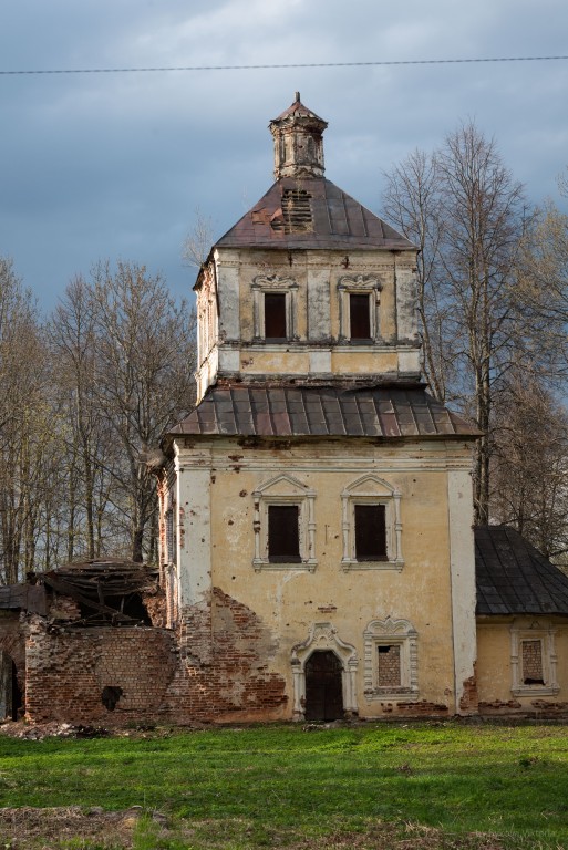 Посадниково. Церковь Казанской иконы Божией Матери (старая). архитектурные детали