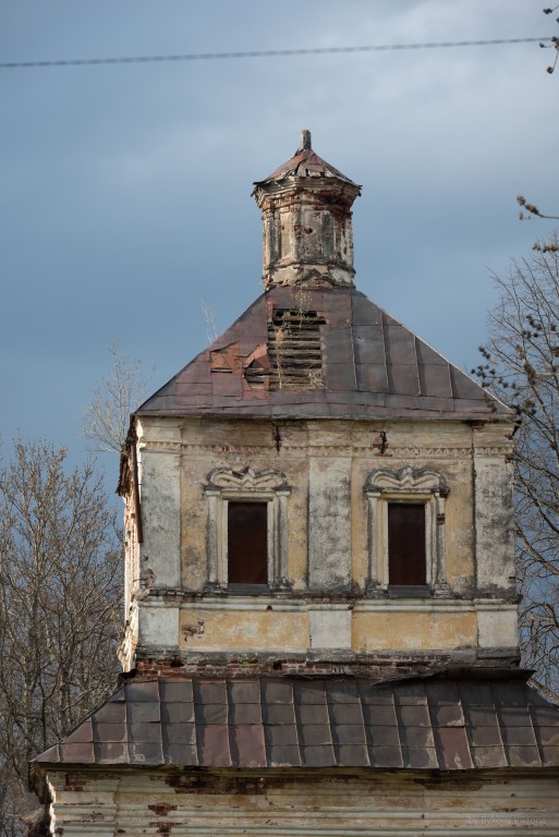 Церковь Казанской иконы Божией Матери (старая), Посадниково (Новоржевский район, Псковская область). архитектурные детали