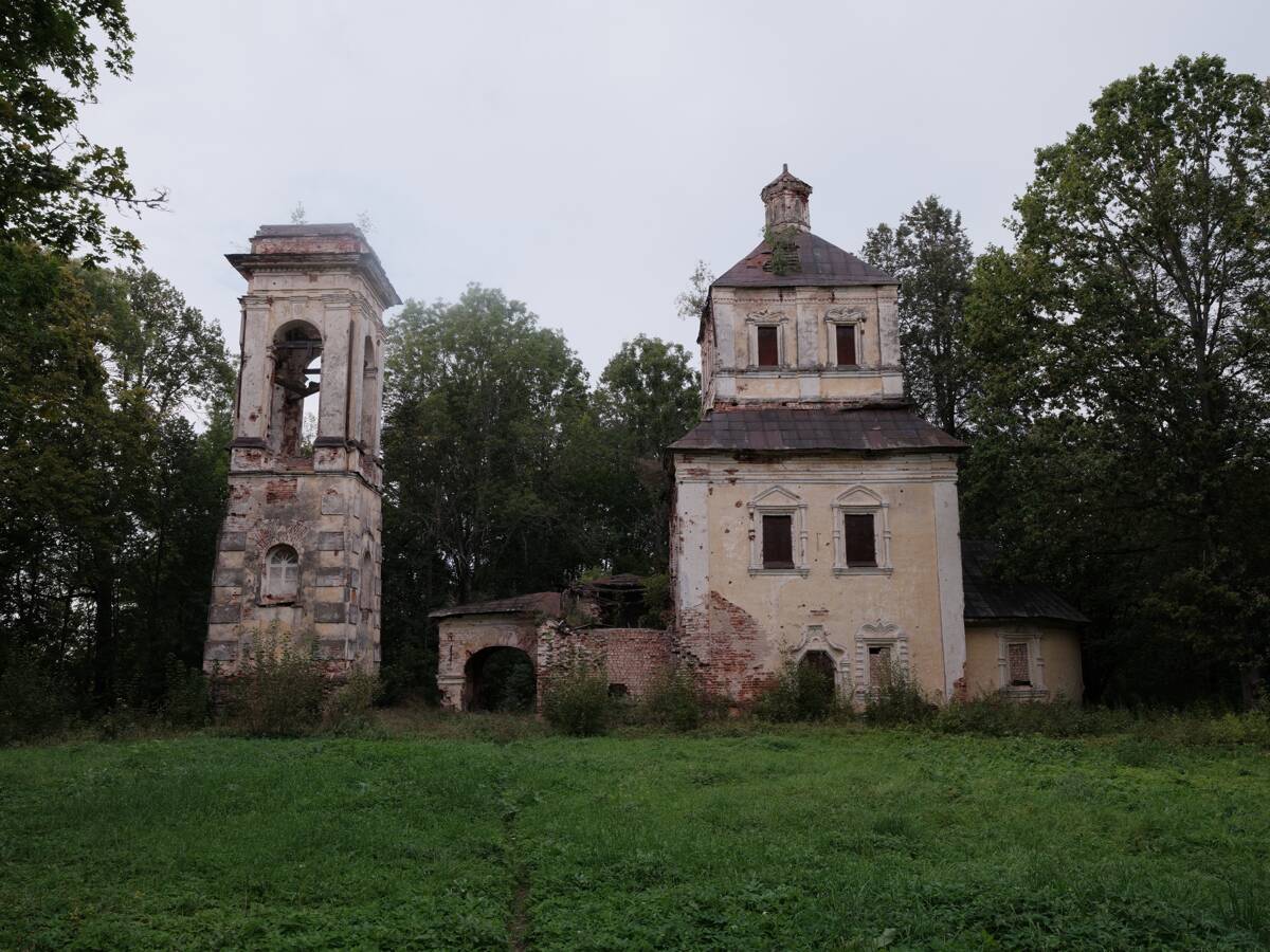 Церковь Казанской иконы Божией Матери (старая), Посадниково (Новоржевский район, Псковская область). фасады