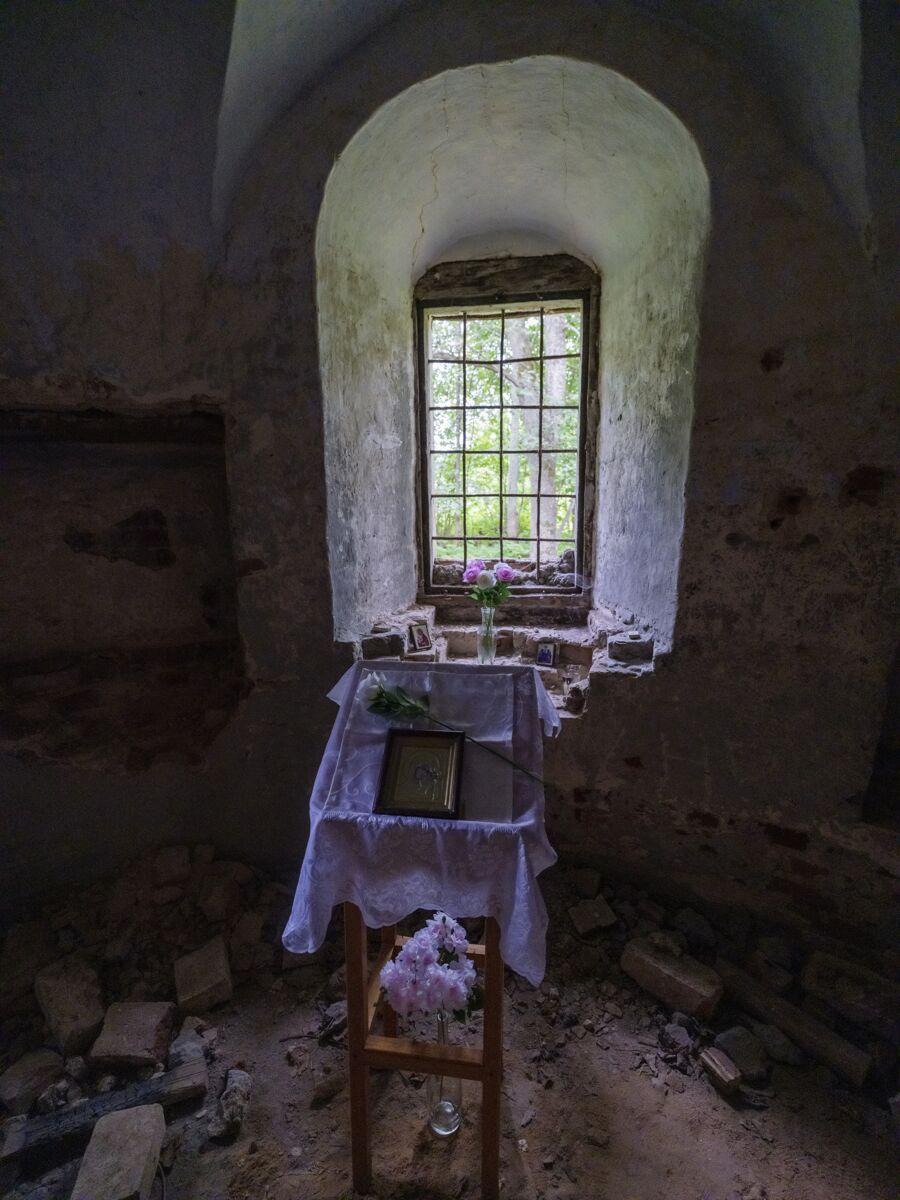 Церковь Казанской иконы Божией Матери (старая), Посадниково (Новоржевский район, Псковская область). интерьер и убранство