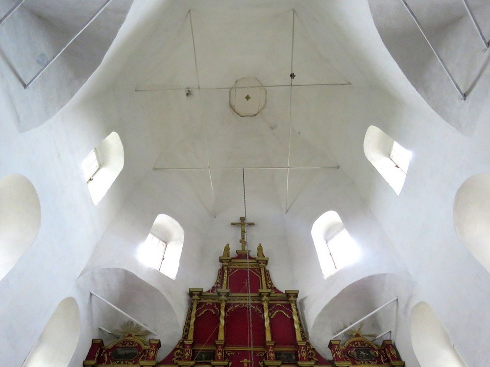 Барута. Церковь Покрова Пресвятой Богородицы. интерьер и убранство