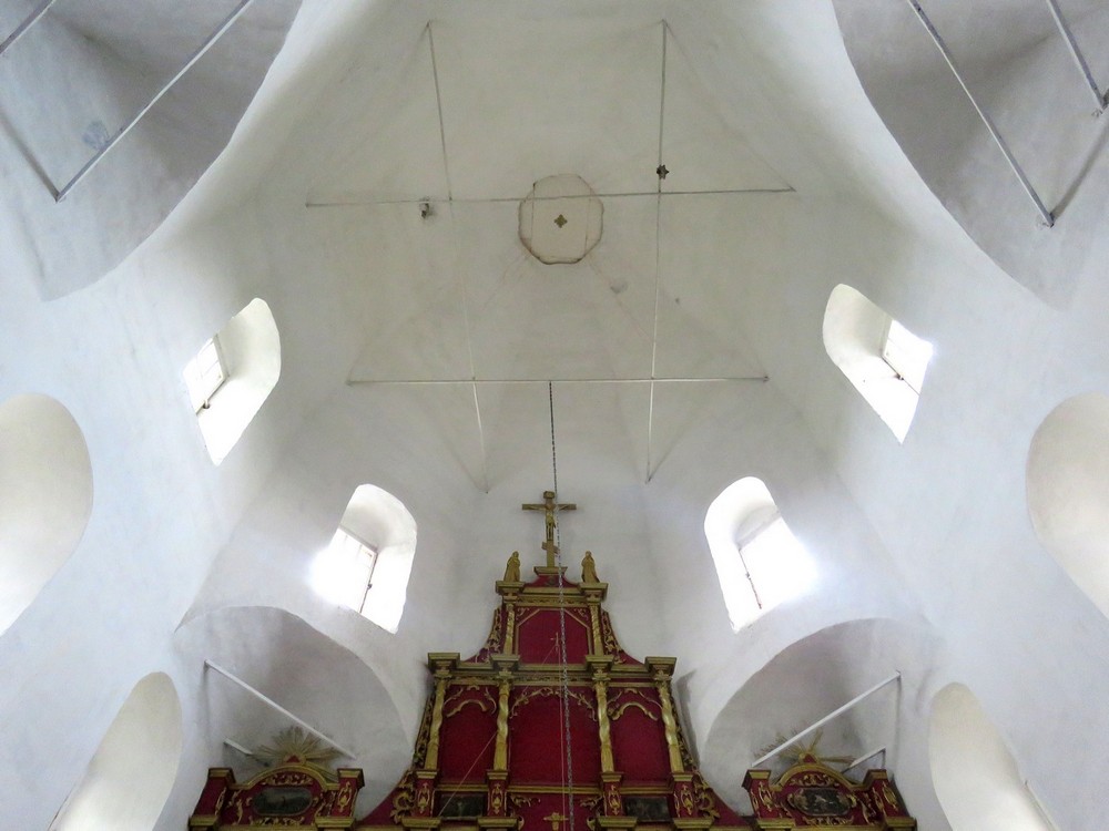 Церковь Покрова Пресвятой Богородицы, Барута (Новоржевский район, Псковская область). интерьер и убранство