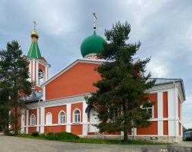 Дубна. Церковь Петра и Павла