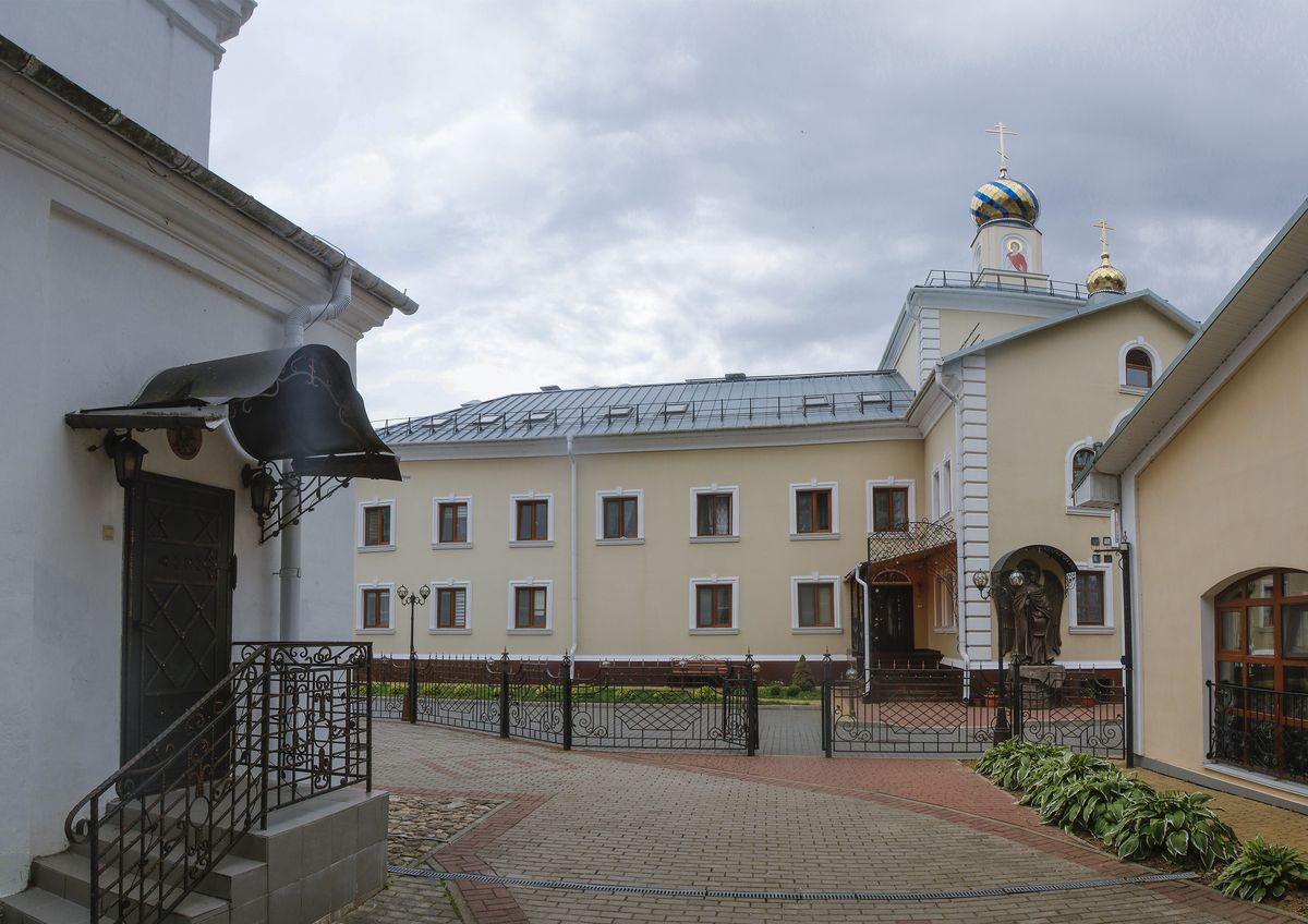 фасады. Покровский женский монастырь, Толочин (Толочинский район, Беларусь, Витебская область)