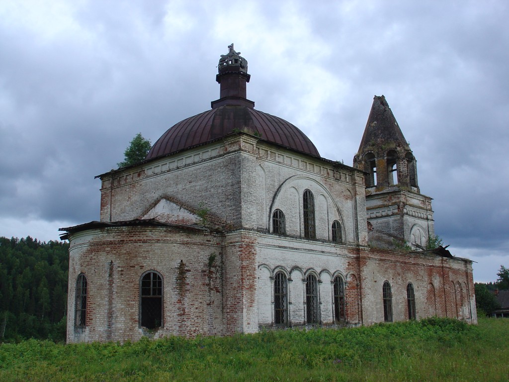 Церковь Воскресения Христова, Борщовик, урочище (Нюксенский район, Вологодская область). фасады, 07.07 2005