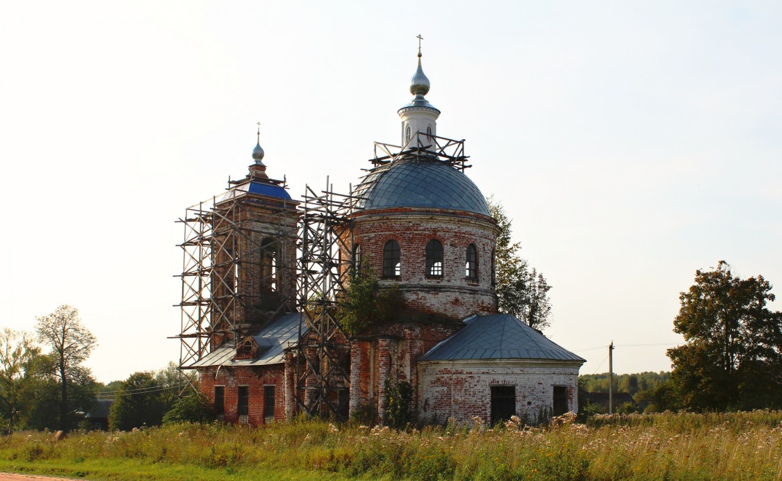 Алферьево. Церковь Покрова Пресвятой Богородицы. фасады