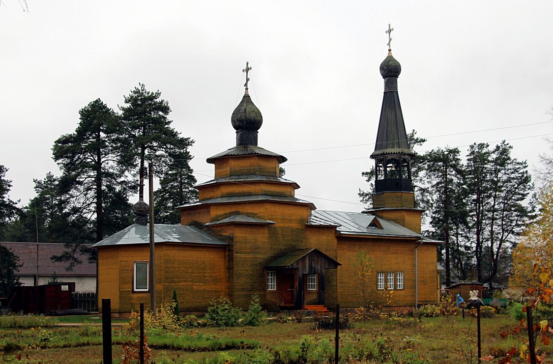 Хвойная. Церковь Никандра Городноозерского. фасады