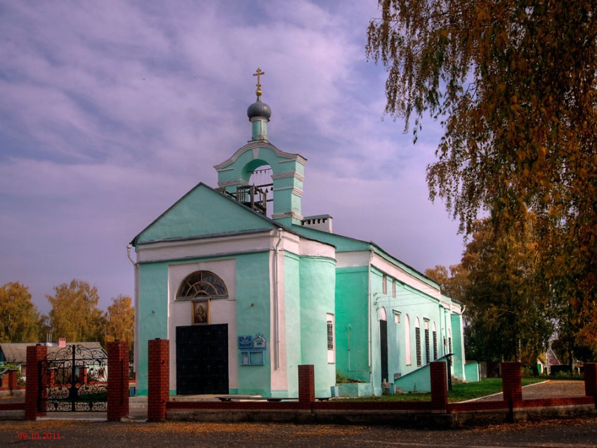 Красное. Церковь Владимирской иконы Божией Матери. фасады