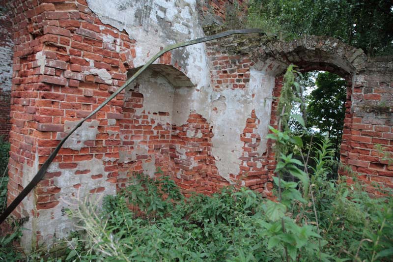 Церковь Димитрия Солунского в Мирославке, Заречье (Ростовский район, Ярославская область). интерьер и убранство