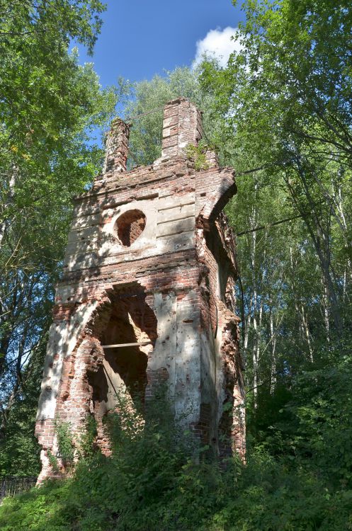 Бакланово. Церковь Ахтырской иконы Божией Матери (старая). общий вид в ландшафте