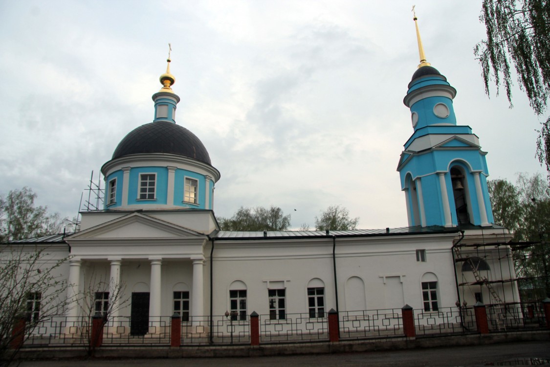 Церковь Владимирской иконы Божией Матери, Красное (Краснинский район, Липецкая область). общий вид в ландшафте