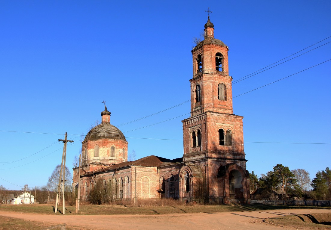 Церковь Рождества Христова, Верховонданка (Даровской район, Кировская область). фасады