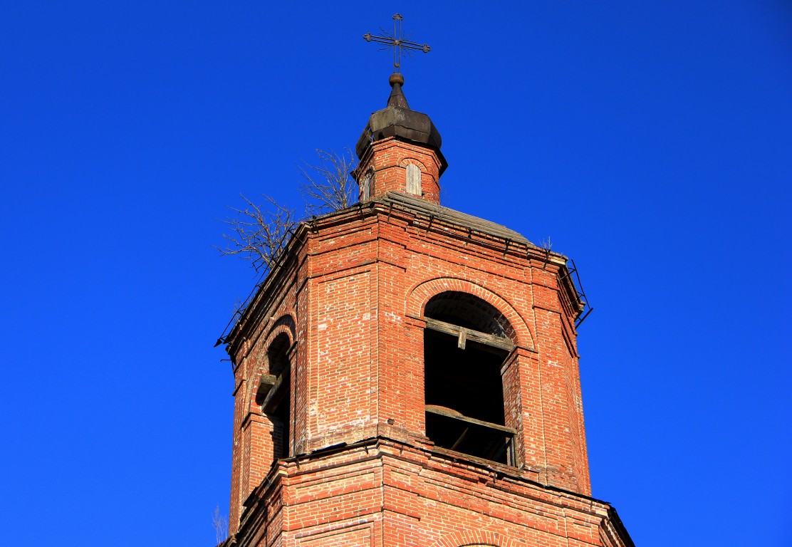 Церковь Рождества Христова, Верховонданка (Даровской район, Кировская область). архитектурные детали