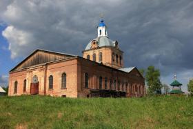 Кобра. Церковь Введения во храм Пресвятой Богородицы в Верхокобрском