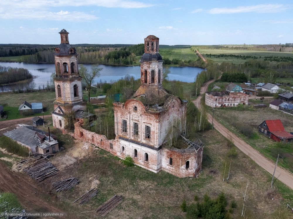 Церковь Димитрия Солунского, Пантыл (Белохолуницкий район, Кировская область). общий вид в ландшафте