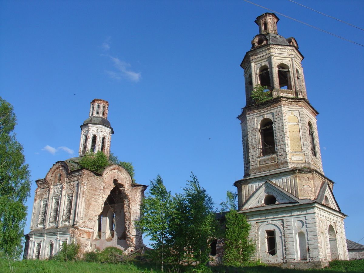 Церковь Димитрия Солунского, Пантыл (Белохолуницкий район, Кировская область). фасады