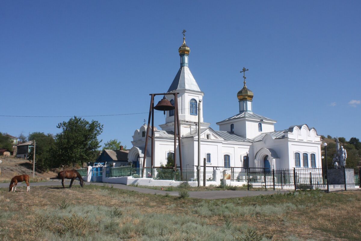 Церковь Рождества Пресвятой Богородицы, Каныгин (Усть-Донецкий район, Ростовская область). фасады