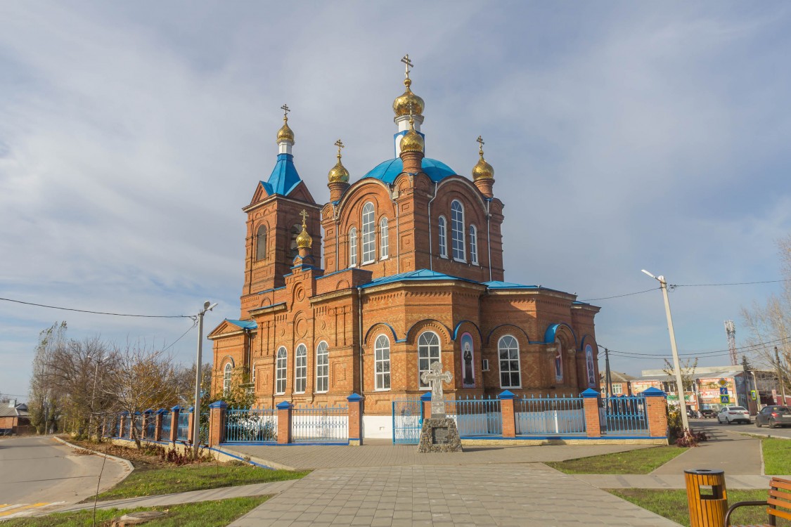 Константиновск. Церковь Покрова Пресвятой Богородицы. фасады, Вид с юго-востока