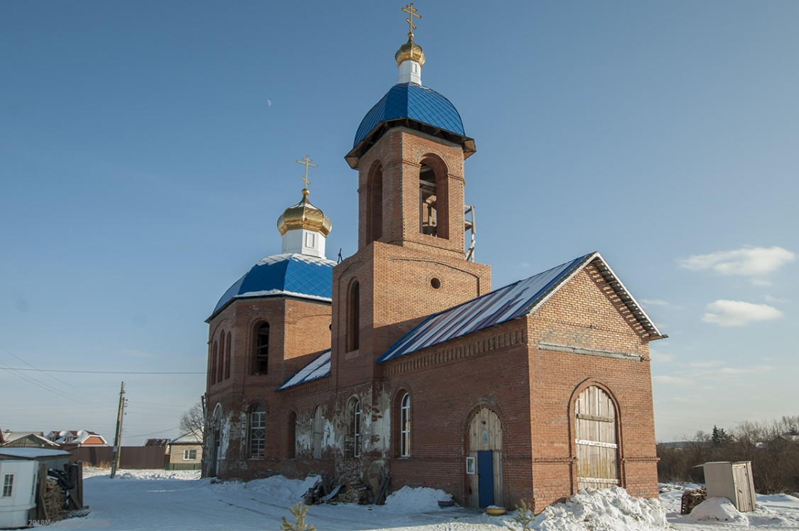 Большое Седельниково. Церковь Покрова Пресвятой Богородицы. фасады