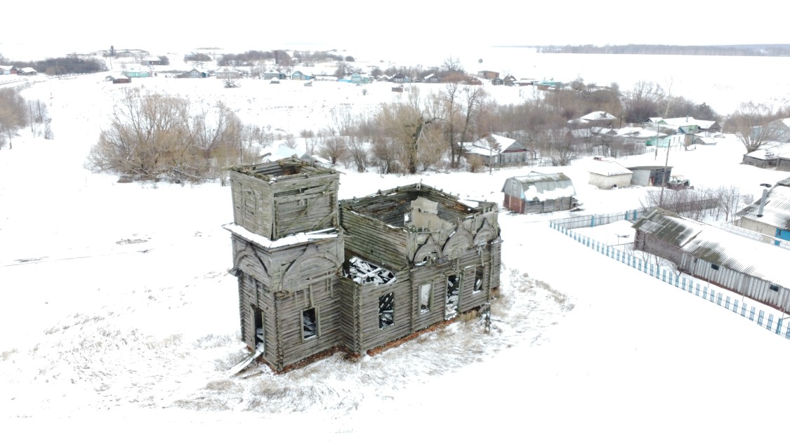 Церковь Введения во храм Пресвятой Богородицы, Свербино (Шатковский район, Нижегородская область). общий вид в ландшафте