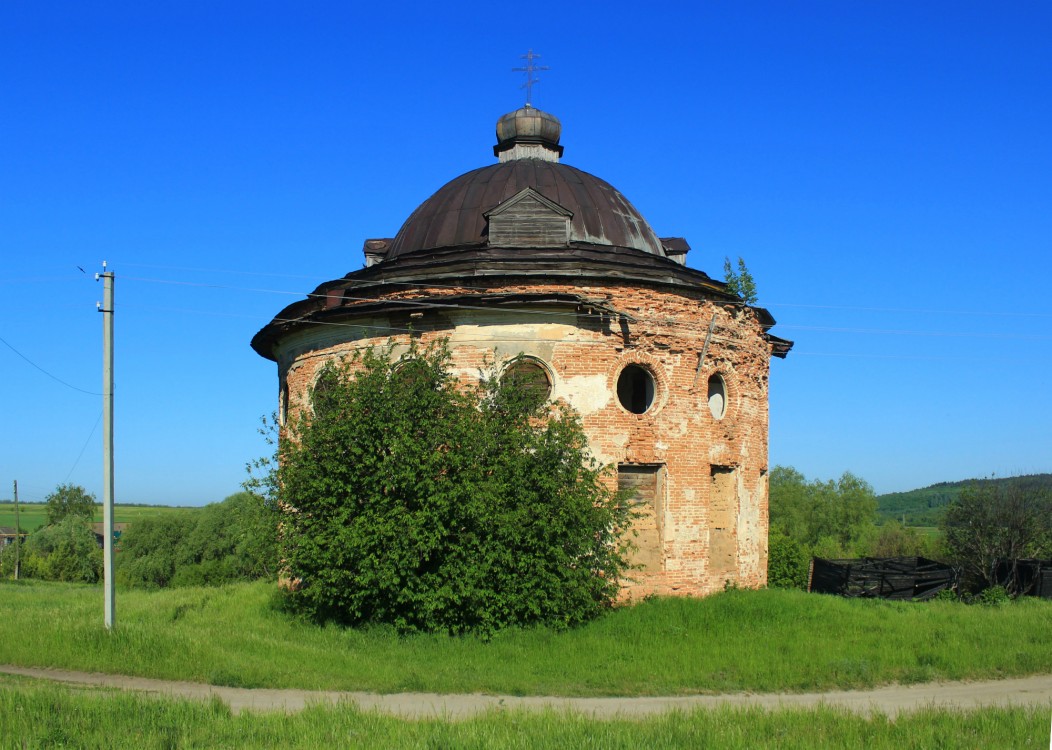 Церковь Казанской иконы Божией Матери, Смольково (Барышский район, Ульяновская область). фасады, Вид с востока
